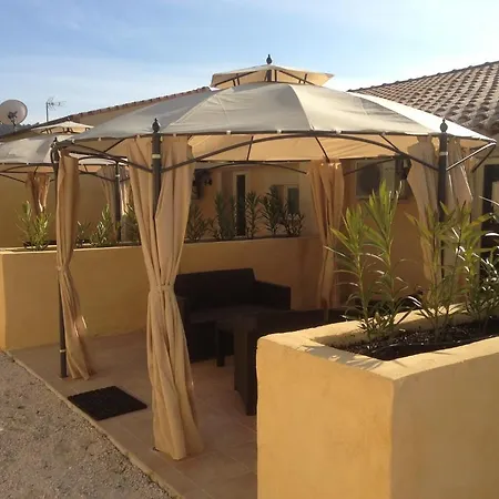 Le Verger De Sauvebonne ベッド・アンド・ブレックファスト イエール