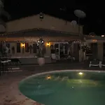 Le Verger De Sauvebonne Nocleg ze śniadaniem 3*